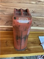 VINTAGE METAL GASOLINE CAN