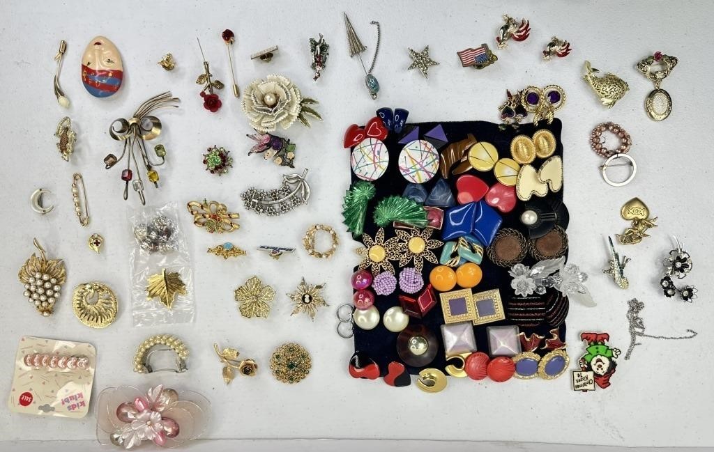 Earrings & Pins