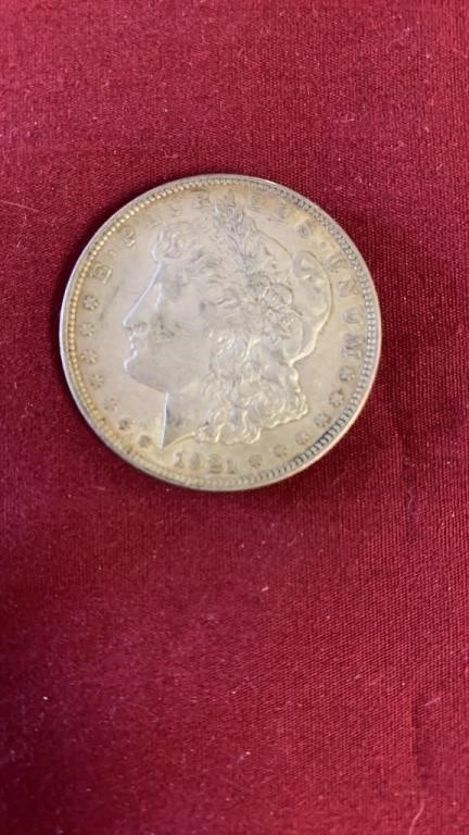 1921 MORGAN SILVER DOLLAR