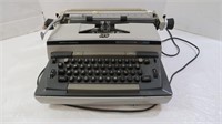 Smith Corona Secretarial Electric Typewriter