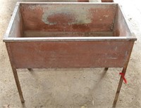 Parlor Sink from milking parlor (sturdy)