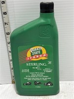 Bottle of Quaker State 2-cycle motor oil