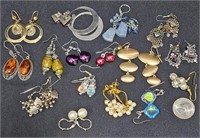 16 Pairs of Colorful Dangle Fashion Earrings