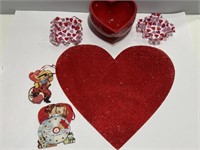 Lot of Valentine day items hearts glass bowl