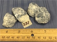 Lot of four rock samples         (g 22)