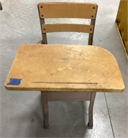 Childrens school desk-18 x 21 x 24.75