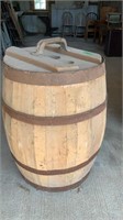 Barrell with Lid