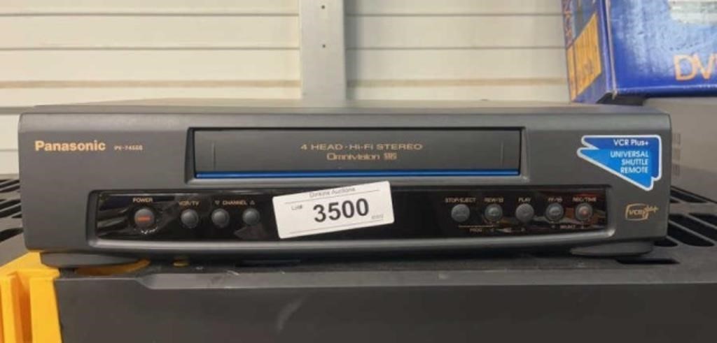 Panasonic PC-7455S VCR