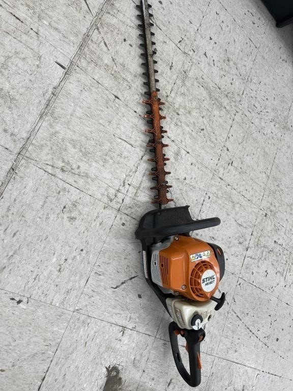 Stihl HS 82T Hedge Trimmer (works)