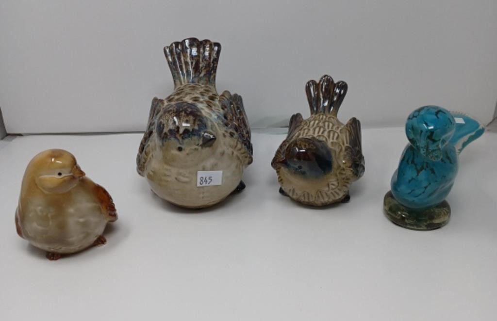 Ceramic and glass birds decorator pieces