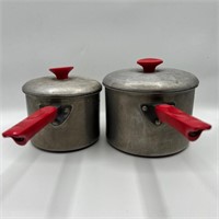 Pair of Vintage Aluminum cooking pans with lids
