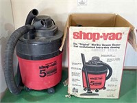 5 Gallon 1.25 Hp Shop Vac W/ Attachments