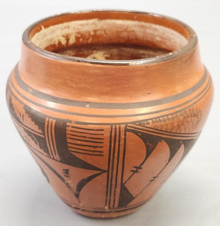 Native American Hopi Redware Pot