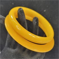 2 VTG Bakelite Bangle Bracelet in Butterscotch