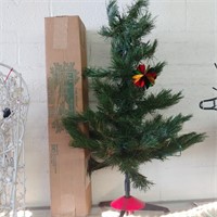 2 Foot Christmas Tree w Box & Stand