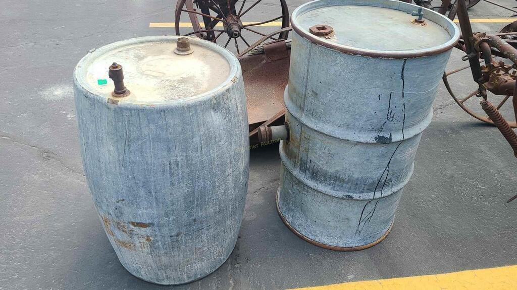 2 METAL BARRELS