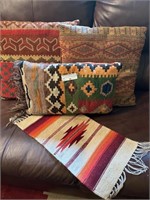 4 pc Flat Weave Tribal Lilim Geometeric Pillow,