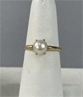 Ladies 14K Yellow Gold Cultured Pearl Ring