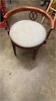 Vintage Round Chair