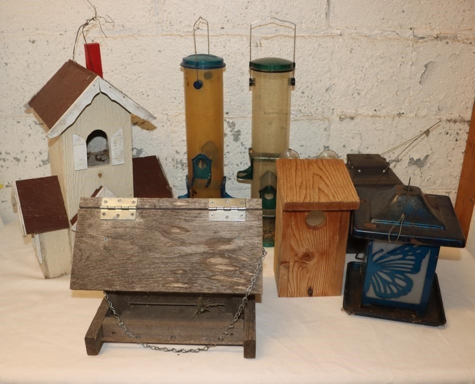 7 Bird Feeders and Bird Houses