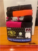 New Athletic Works boys 5 pack boxer briefs 6/7