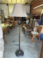 48in. Tall floor lamp with swivel shade