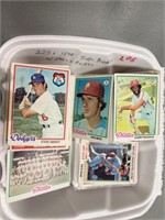 (225+) 1978 Topps Baseball Cards w/ Stars,