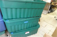 3 Rubbermaid XL totes with lids