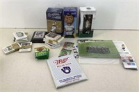 Lot of bobblehead dolls and sport cards