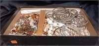 GRAB BAG  / JEWELRY LOT