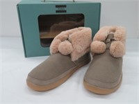 TOMS LIGHT BROWN WOMEN'S SLIPPERS SIZE 9