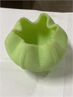 Vintage green Fenton cabbage bowl