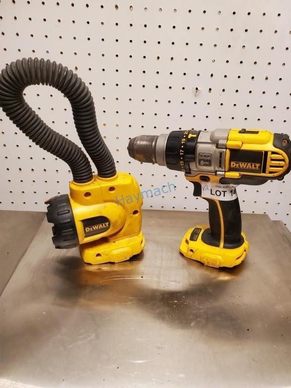 DEWALT DEC950 DRILL & LIGHT DW919