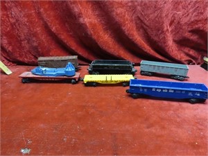 (6)Assorted train cars.