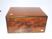 Victorian burr walnut inlaid table top box
