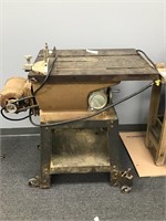 Craftsman Table Saw   NOT SHIPPABLE