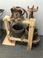 Antique Wine Press   NOT SHIPPABLE