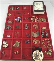 Lot of various costume jewelry