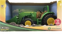 New Ertl John Deere Tractor W/ Loader