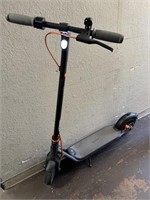 Segway Ninebot F35 Electric Scooter 350W $499 RETA