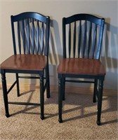 Set of stools (2)