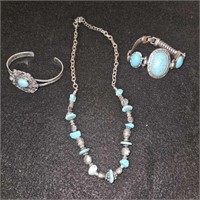 turquoise necklace & 2 bracelets