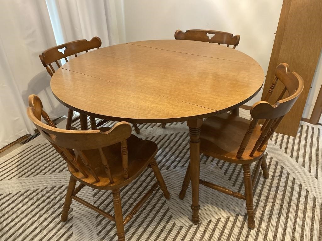 Vtg Maple Drop Leaf Table/4 Barrel Back Chairs