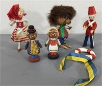 Small Souvenir Characters - Handmade Wood