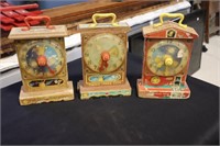 3 Fisher Price clocks