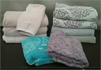 Tote-9 Bath Towels & 1 Hand Towel