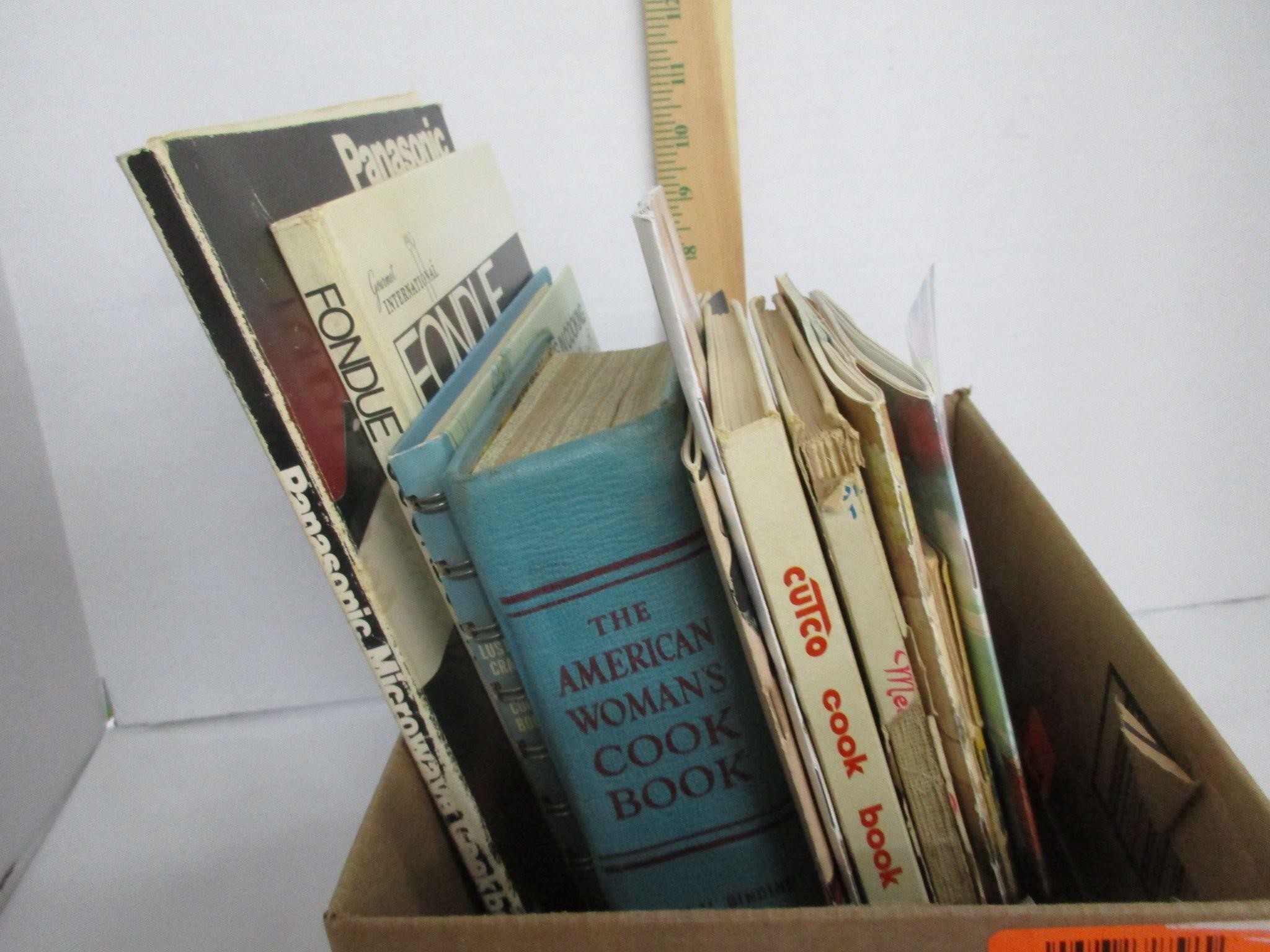 Assorted Vintage Cookbooks - See Photos