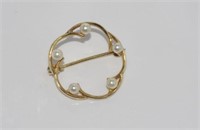 9ct yellow gold and pearl wreath brooch