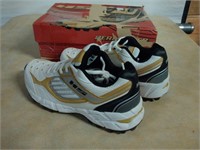 New in Box HS Performance Shoes Size 6