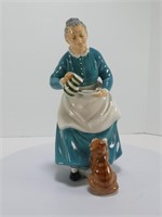 ROYAL DOULTON "THE FAVOURITE" FIGURE